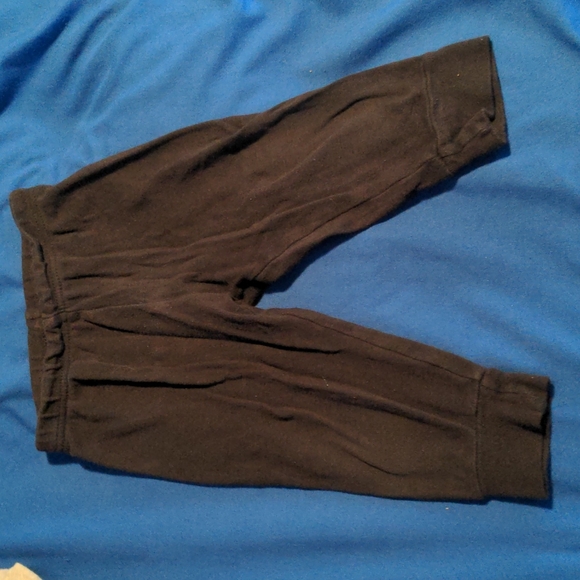 6 pairs of boys pants - Picture 13 of 16